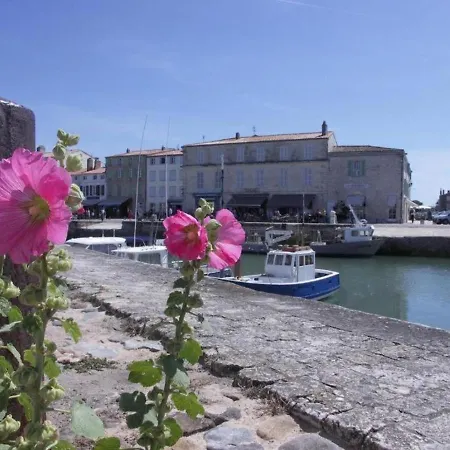 Studio Cyclade Proche Du Port De Martin De Re